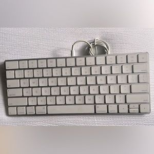 Authentic Apple Magic Keyboard and Mouse Set